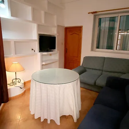 Completo Luna De Apartment